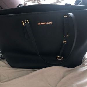 Michael Kors Classic Purse
